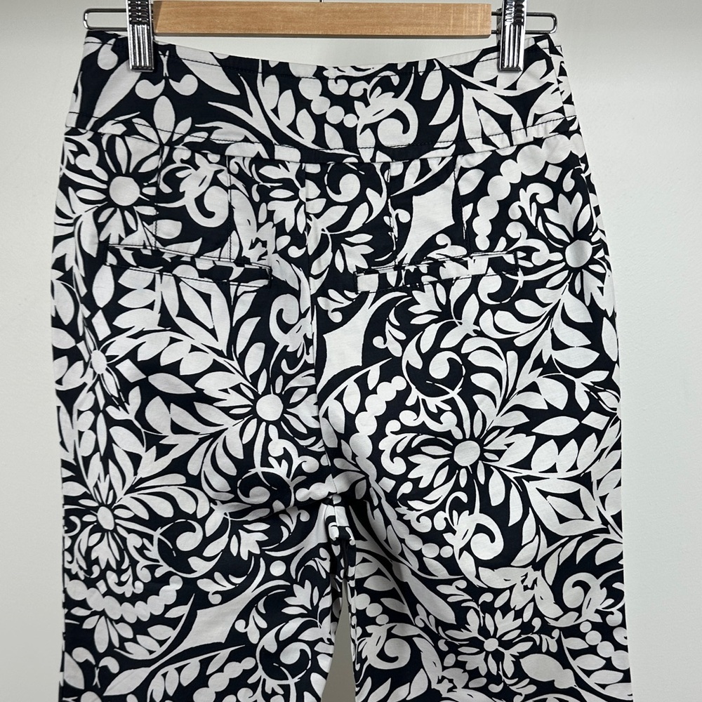 Maeve by Anthropologie Olive Cropped Flare Pants Black and White Pattern - Picture 7 of 9